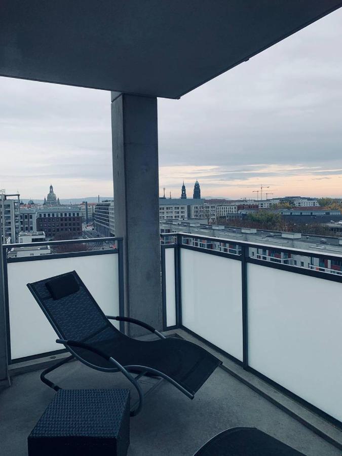 Apartment Mit Penthouse Charakter In Dresden Exterior foto